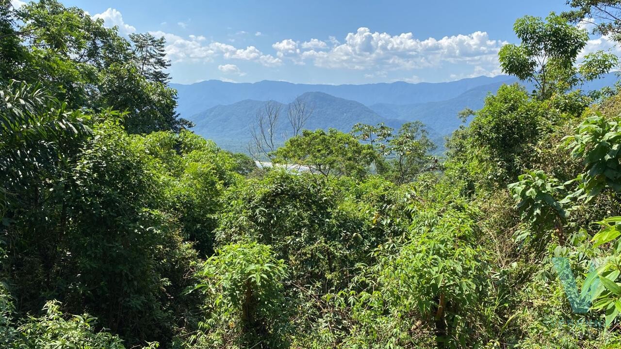 Área na Praia da Almada