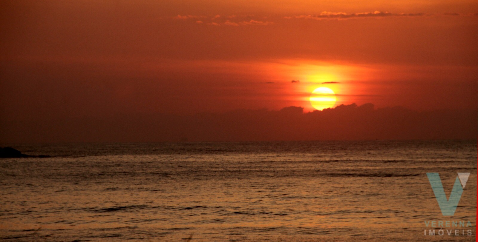 Casa Itamambuca, dois lotes, 100 metros da praia.