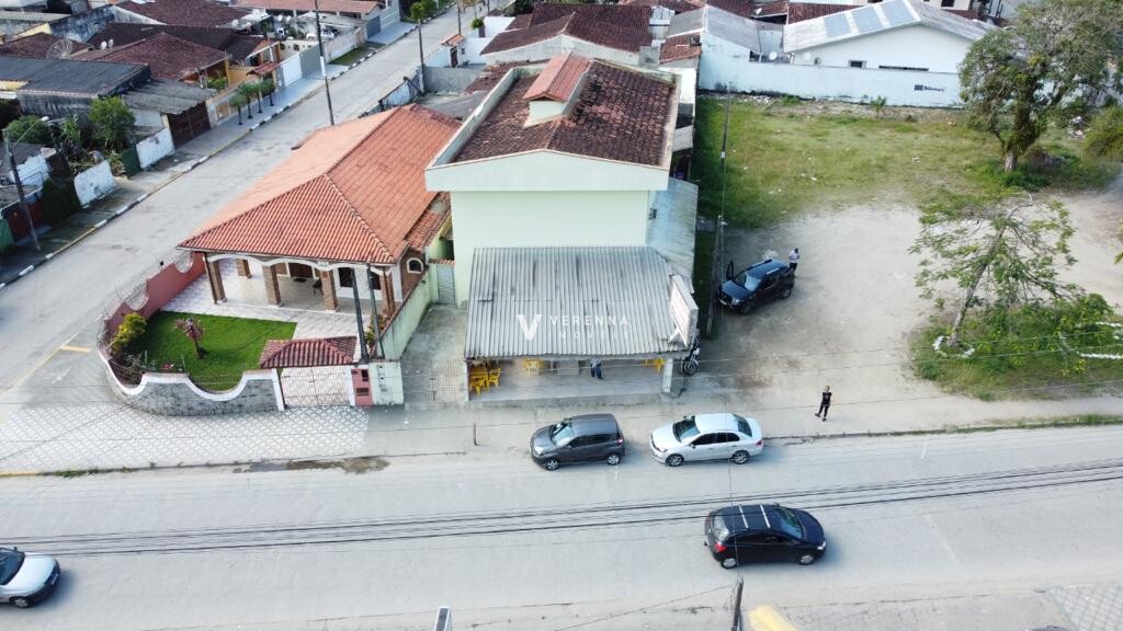 Imóvel comercial e residencial no Perequê-Açú. Oportunidade de comércio, renda.