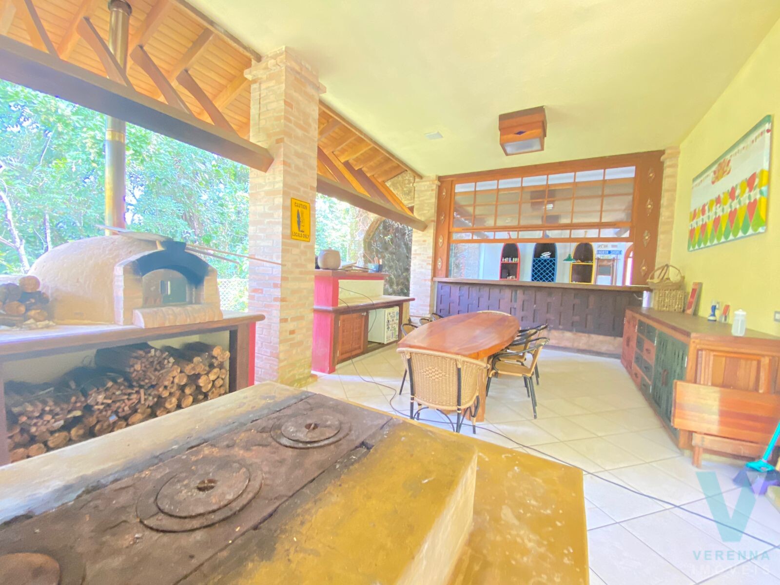 Casa de luxo, estilo balines, na PRAIA DO PRUMIRIM