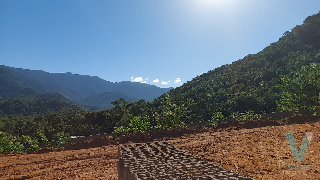 Área 19 mil metros na Praia do Ubatumirim