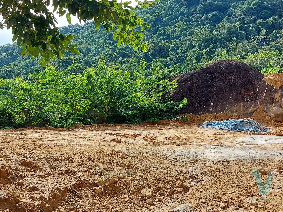 Área 19 mil metros na Praia do Ubatumirim