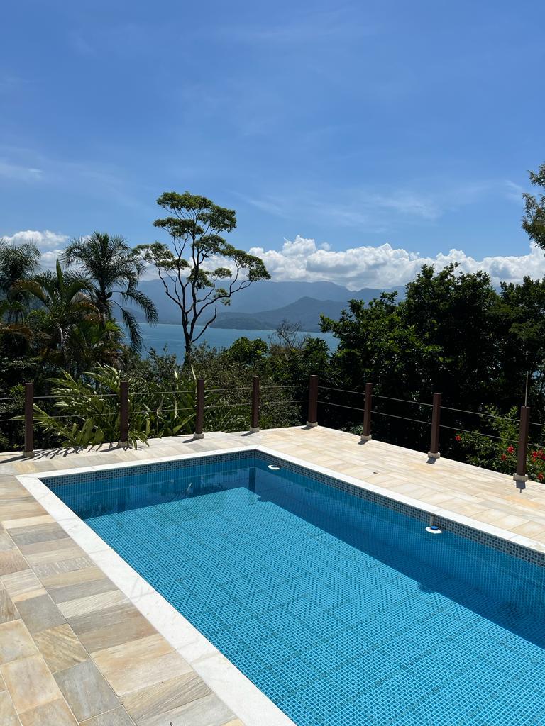 Casa na Ponta Grossa, vistas para o mar e Pier particular